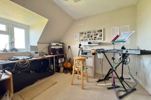 Bedroom 5- click for photo gallery